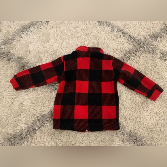 Columbia Sportswear. Size 18-24 months. Black & red. Front zipper & pockets - Picture 3 of 4